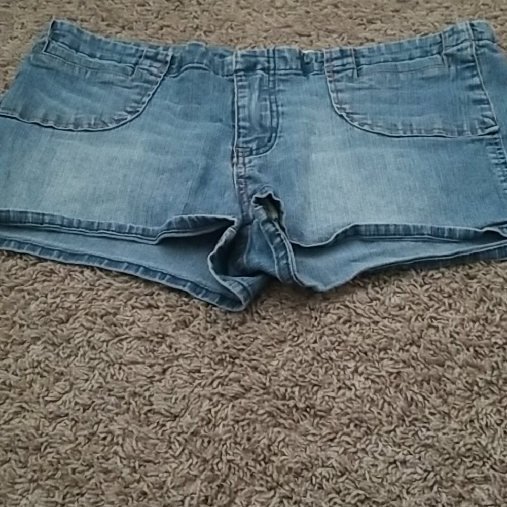 Short's
